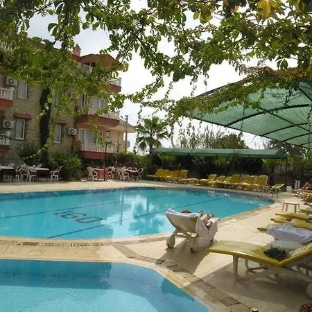 Mediterranean Garden Apartament *